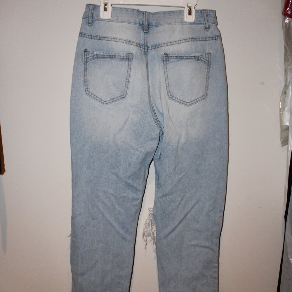 Light Wash Ripped Jeans - Picture 4 of 5
